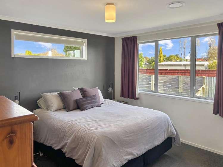 8 Christie Crescent 10484_15