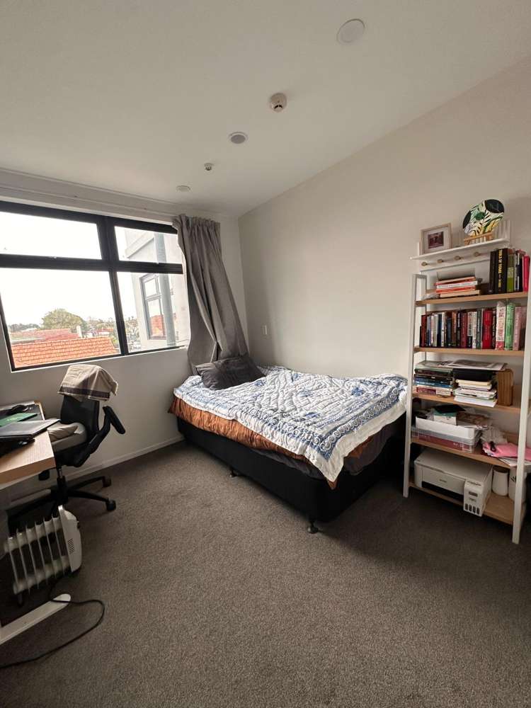 1A/104 KINGS ROAD Mount Roskill_8