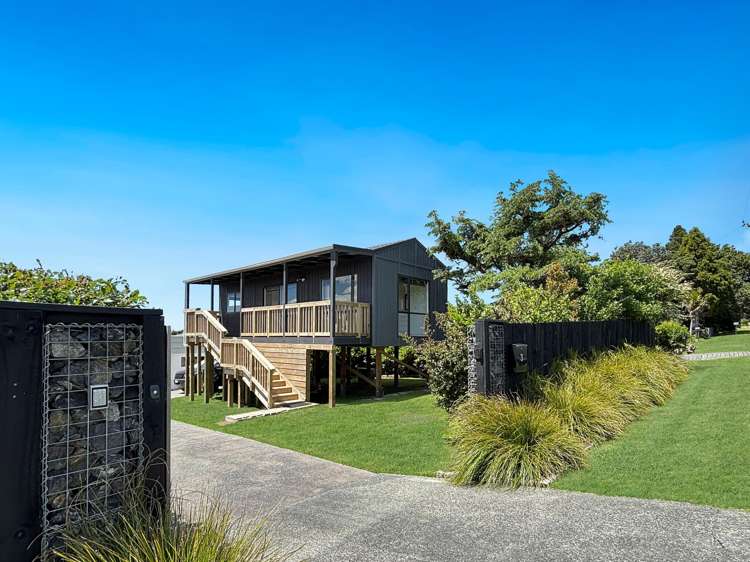  3 Virginia Circus Snells Beach_11