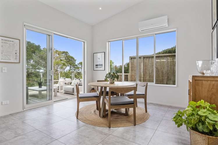 16 George Street Surfdale_17