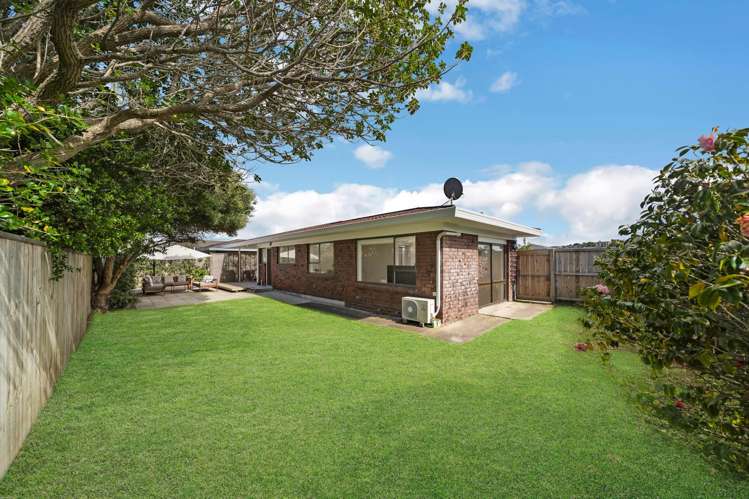 2/29 Vivian Wilson Drive Eastern Beach_33