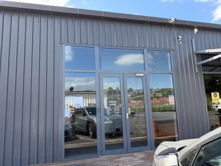 Shop 3/168 Omokoroa Road Omokoroa_1