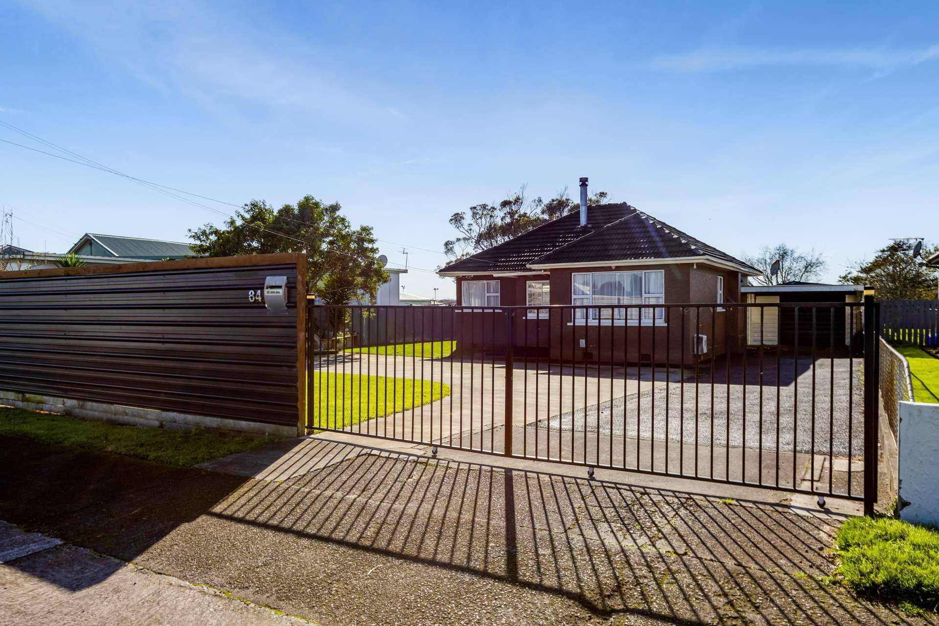 84 Glover Road Hawera_0