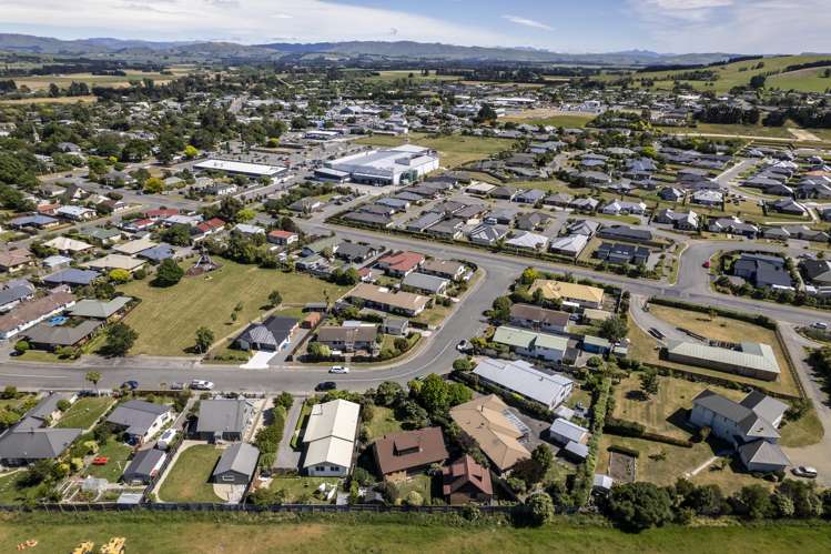 44 Seadown Crescent Amberley_22