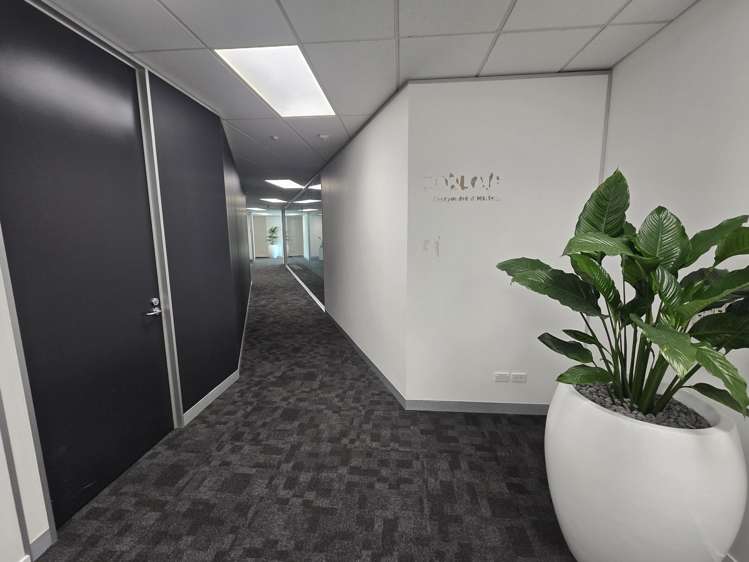 7A Pacific Rise Mt Wellington_2