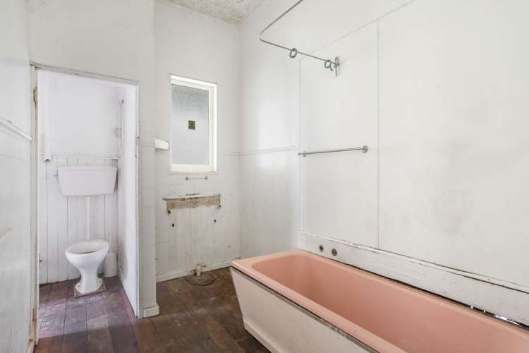 118 Carrington Road Mount Albert_13