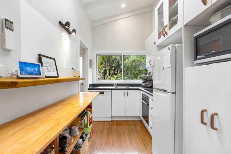 20 Warner Park Avenue Laingholm_15