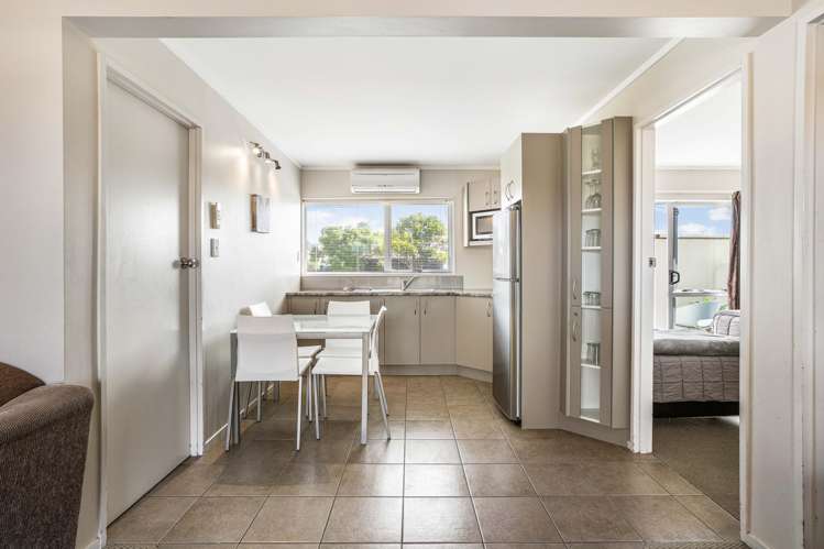 6/415 Port Road Whangamata_8