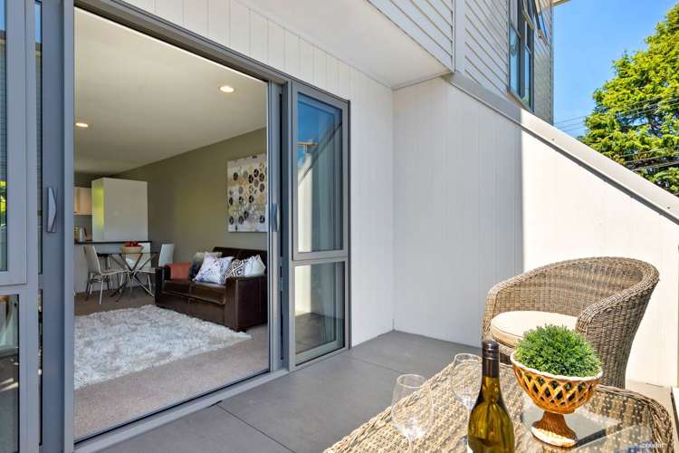 18/29 Rossmay Terrace Mount Eden_1