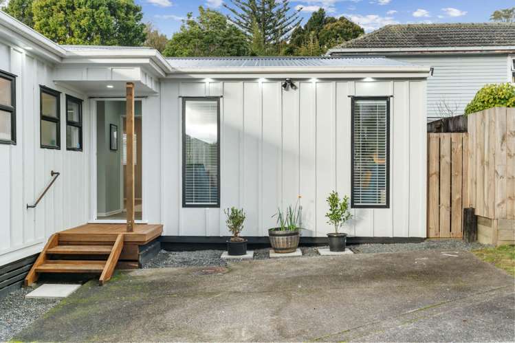 8A Parrs Cross Road Henderson_1