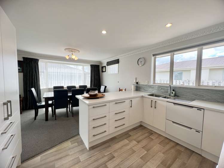 184 King Street Windsor_5