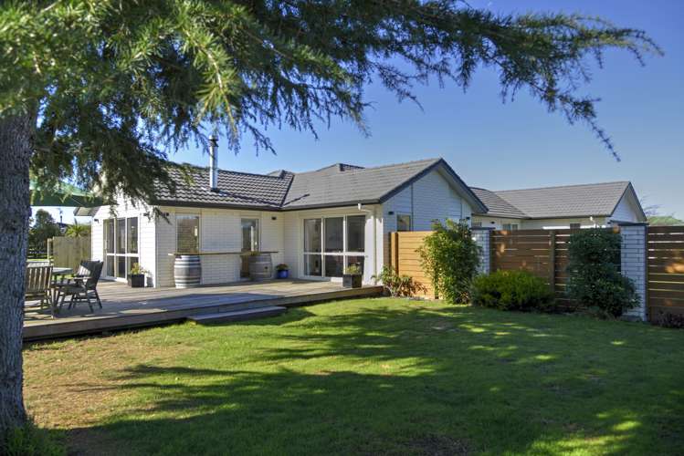 44 Frederick Street Carterton_1