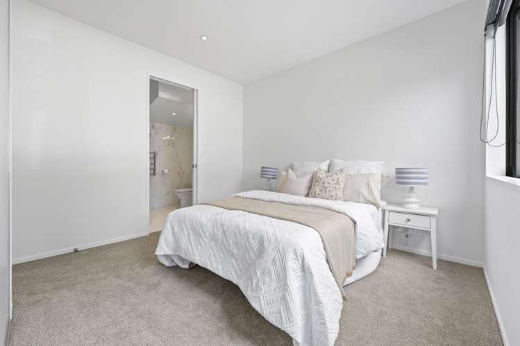 4 Quarters Lane Beachlands_18