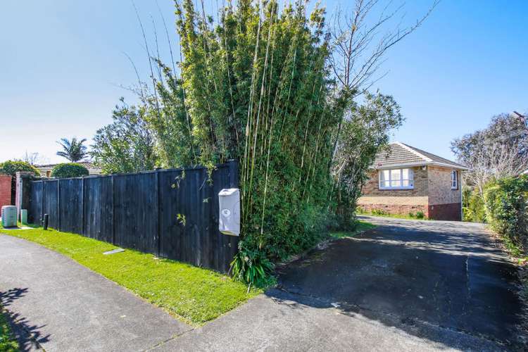 62 Botany Road Botany Downs_16