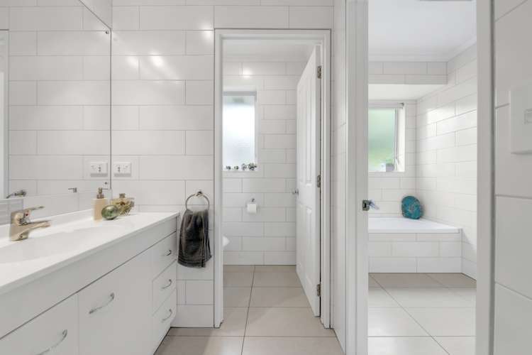 21 John Brooke Crescent East Tamaki Heights_15