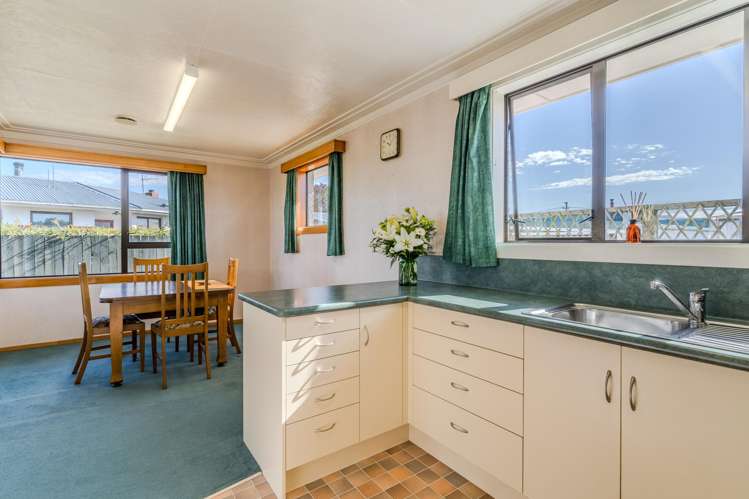 16 Esk Place Mosgiel_7