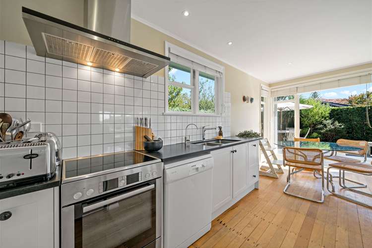 62a Yeovil Road Te Atatu Peninsula_11