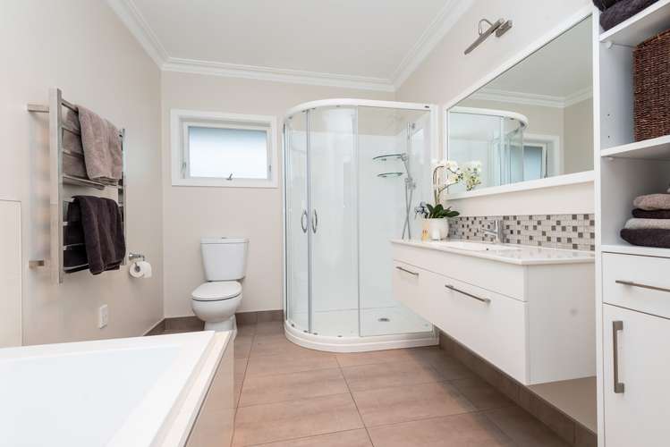 30 Litten Road Cockle Bay_18