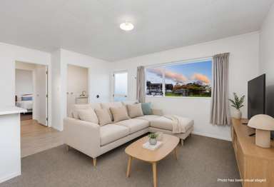 12A Sturges Road_1