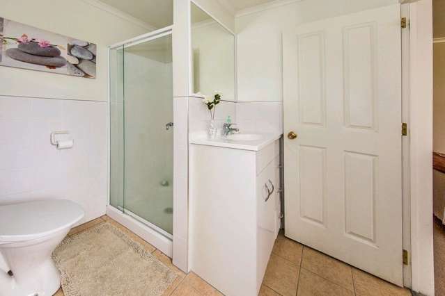 25b Gray Avenue Mangere East_4