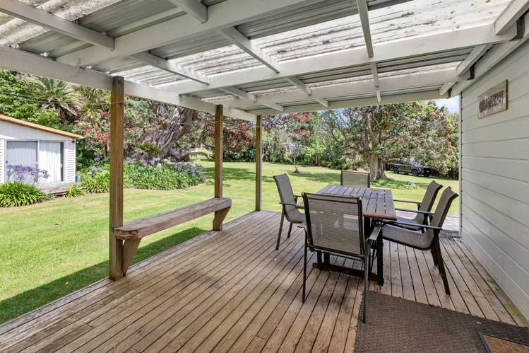 121 Ohawini Road Oakura_15