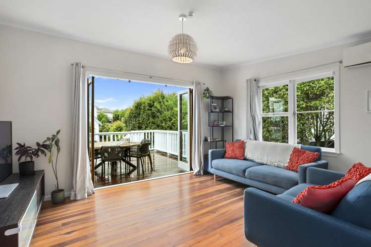 83 Mcleod Road Te Atatu South_4