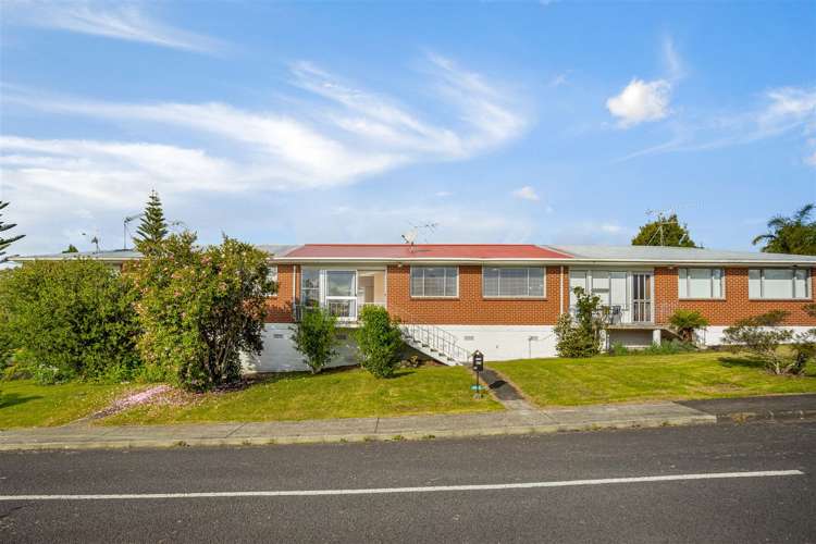 2/61 Royal View Road Te Atatu South_22