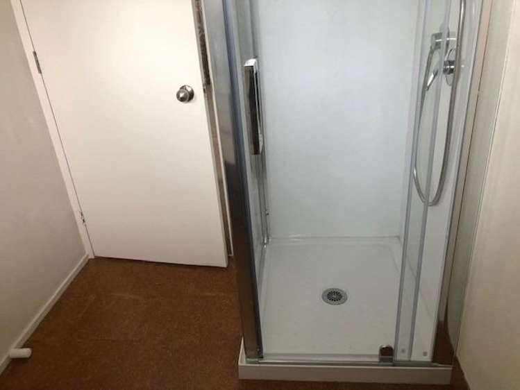 1/27 Aeroview Drive Beach Haven_11