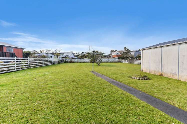 126 Parkhurst Road Parakai_19