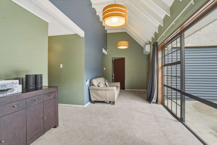 220 South Road Caversham_13