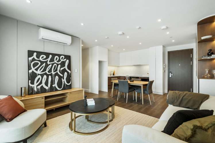 2/219 Lake Road Northcote_3