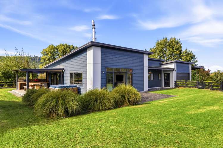 92 Lisland Drive Kinloch_15