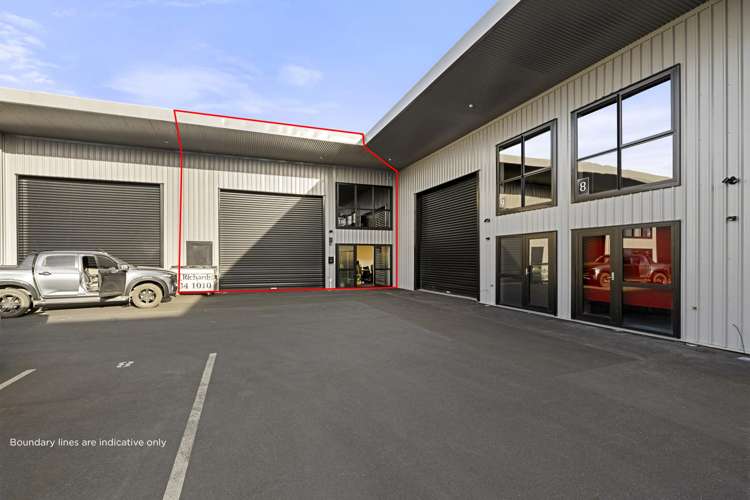 10/42B John Spencer Way_0