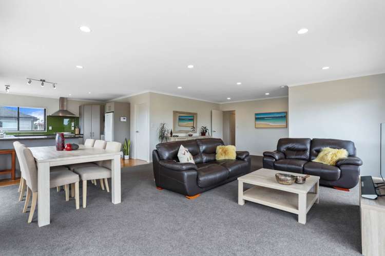 5 Hassan Drive Massey_7