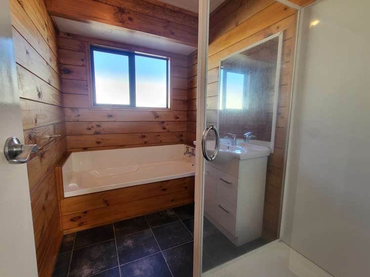 9 Swainson Street Greymouth_5