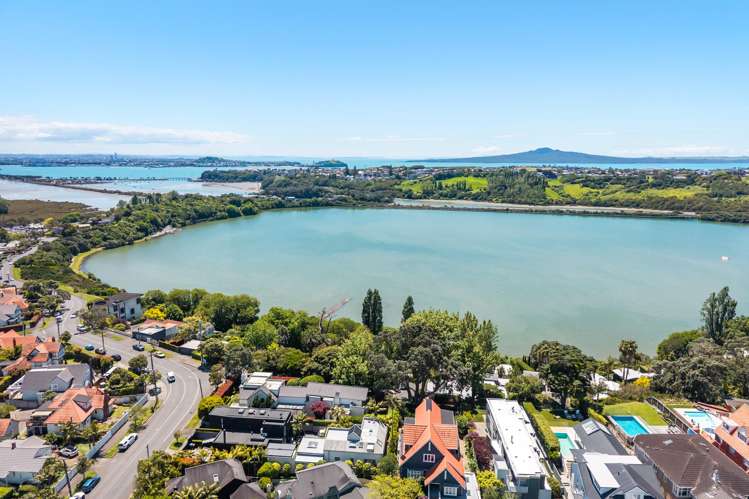 2/2 Darwin Lane Remuera_15