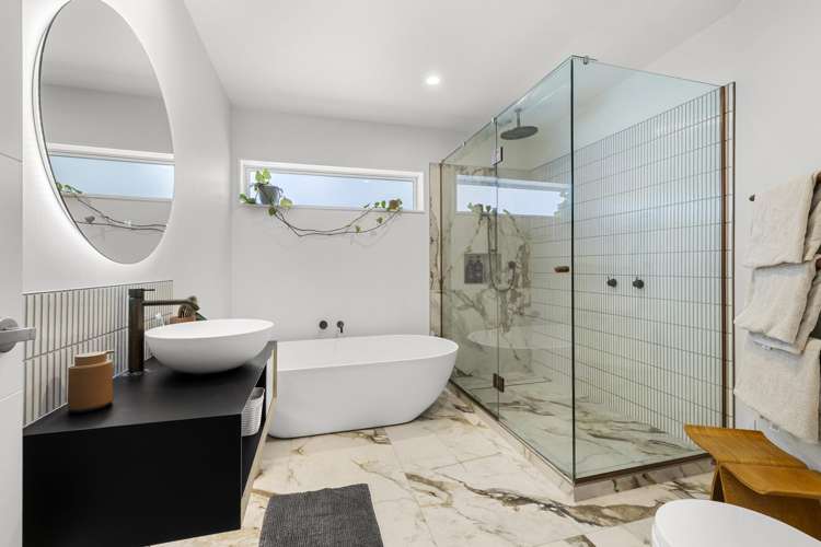 18 Upper Bow Street Raglan_20