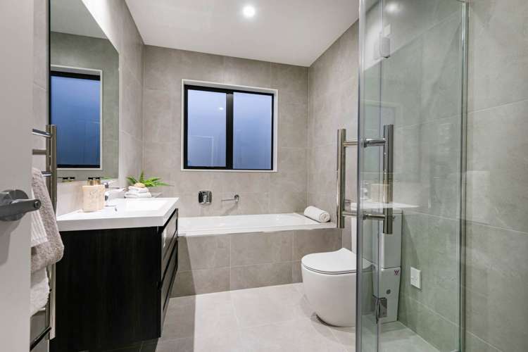 48 Paparahi Place Wainui_12