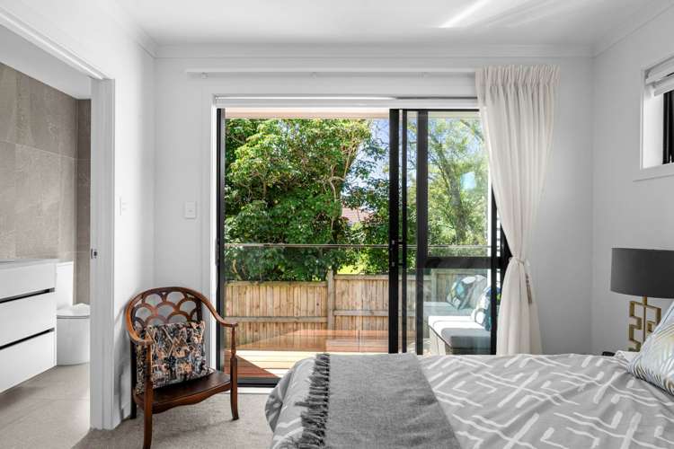 562d Beach Road Rothesay Bay_13