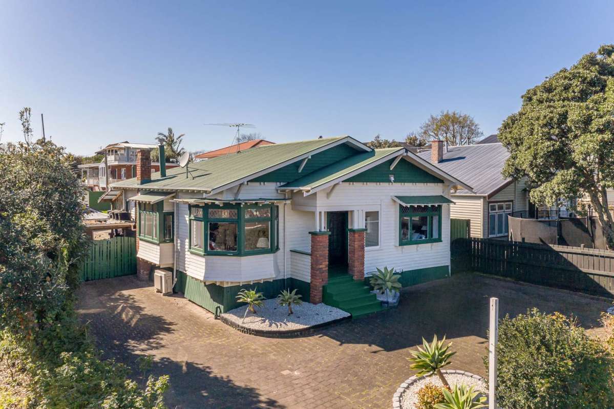 172 Carrington Road_3