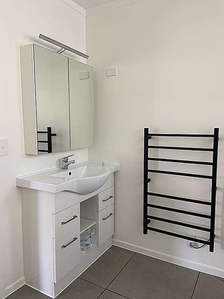 29 Myers Road Manurewa_11