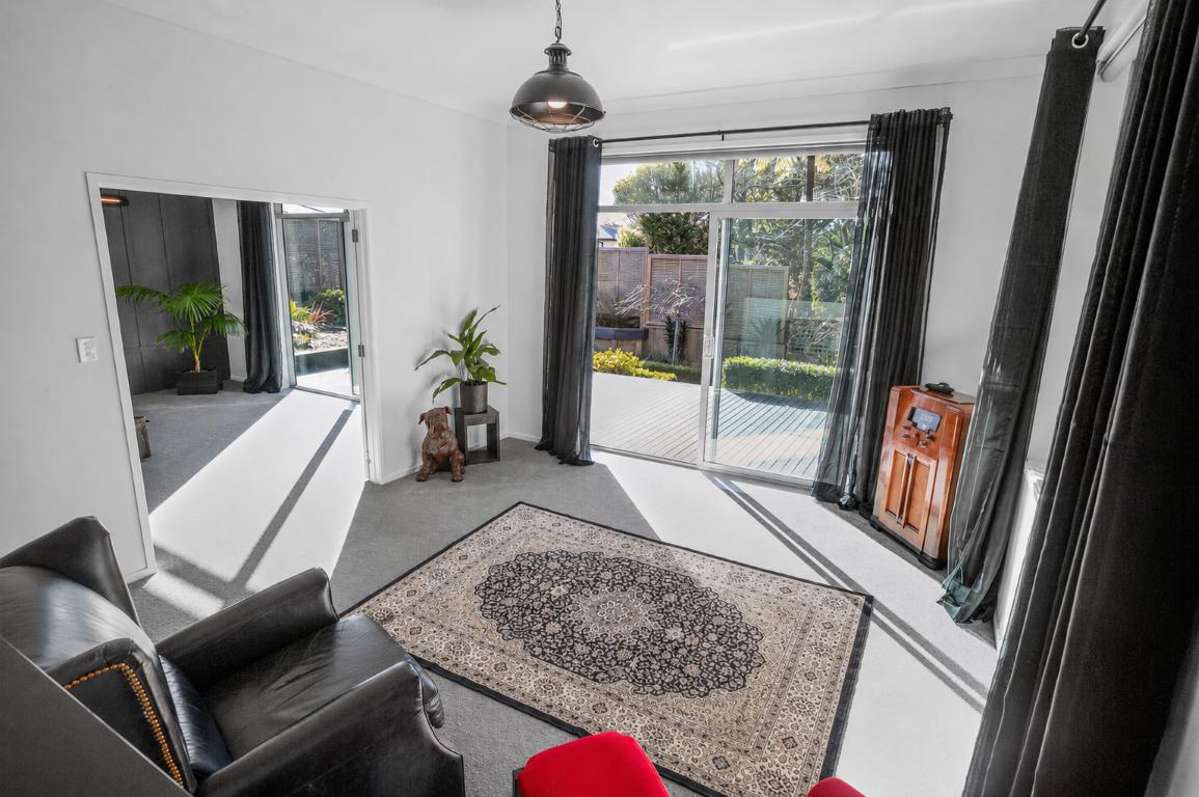 525e Mangorei Road_2