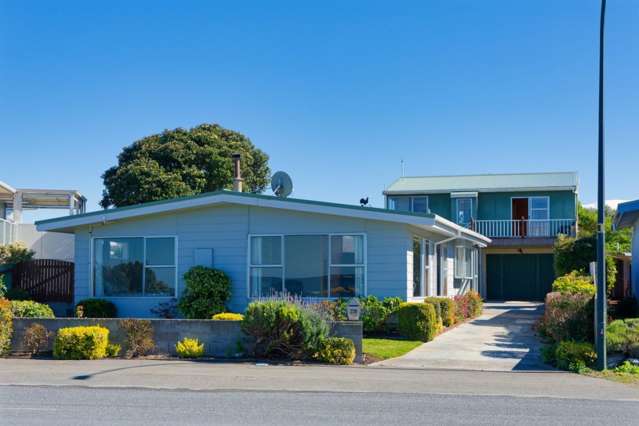 Front Row Coastal Living – Twice the Opportunity
