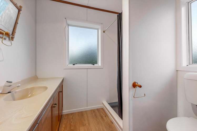 28 Geneva Place Blockhouse Bay_19