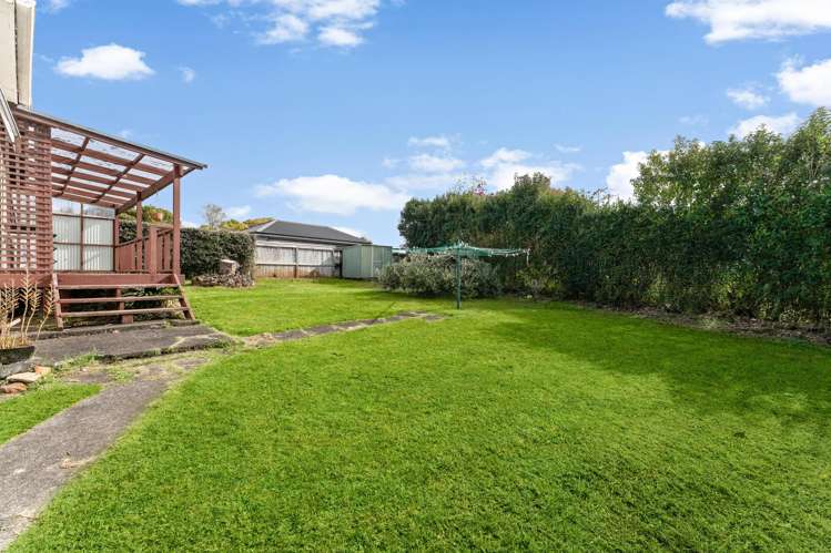 5 Holman Road Te Atatu Peninsula_15