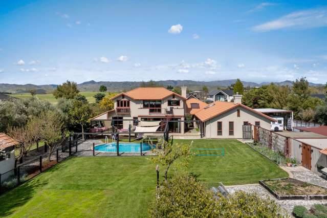 Exceptional Home. Exceptional Garaging