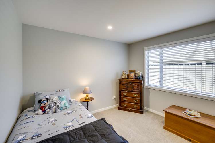 6 Pelorus Avenue Poraiti_11