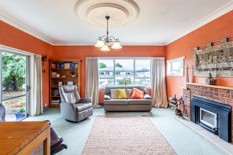 1015 Totara Street Mahora_5