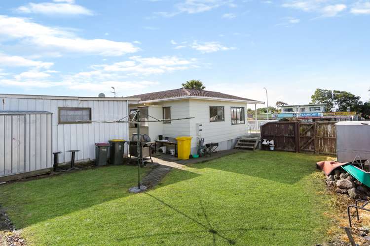 37 Sharland Avenue Manurewa_16