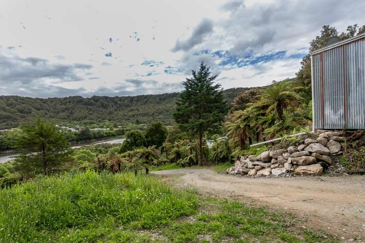 1042 State Highway 7 Dobson_16